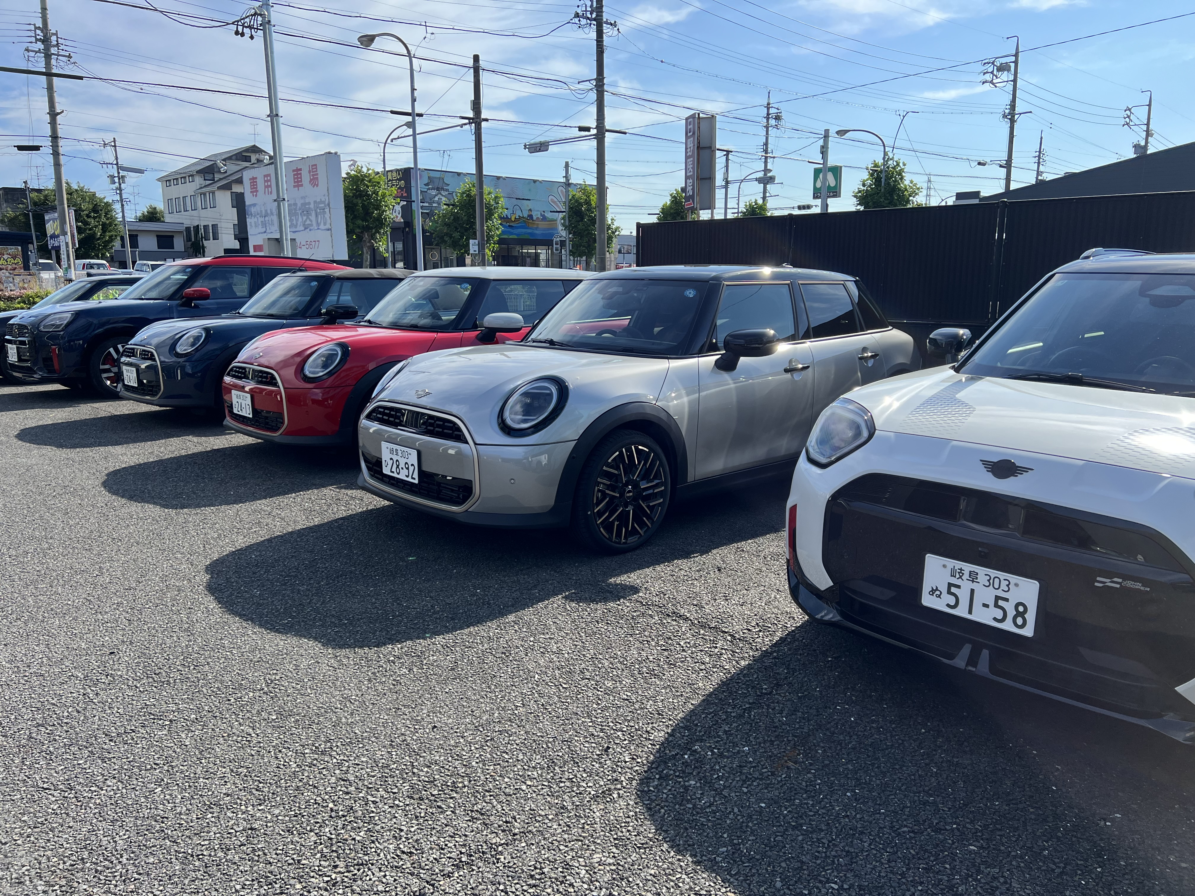 MINI 岐阜 / MINI NEXT 岐阜